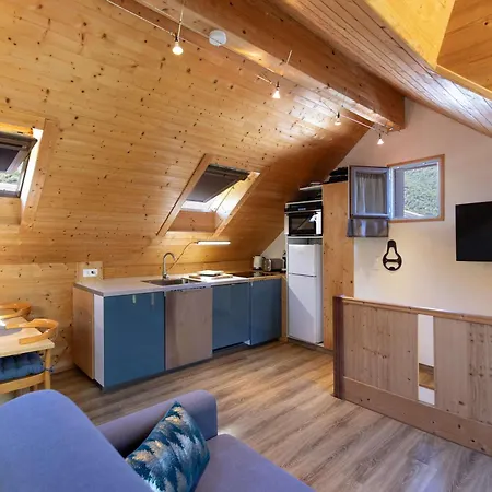 Holiday home Charmante Maison De Village A Luz-saint-sauveur, 4 Pers., Proche Pistes, Poele A Bois, Parking. - Fr-1-402-141